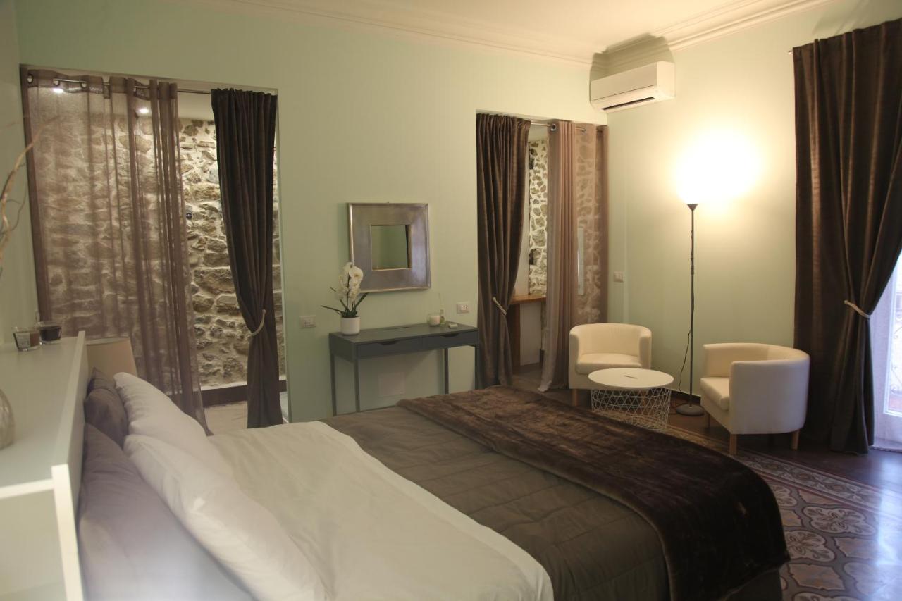 Chiarastella Rooms Villafrati Exterior foto
