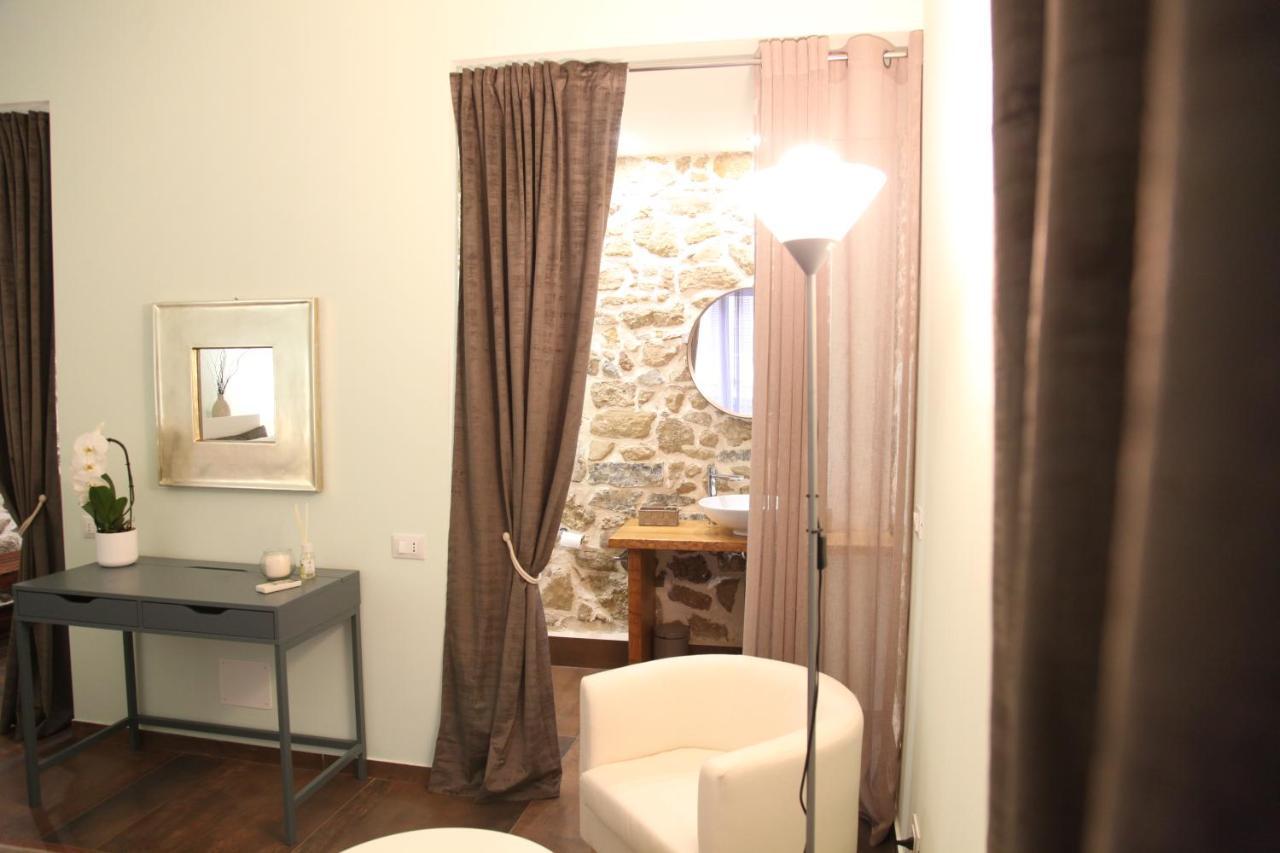 Chiarastella Rooms Villafrati Exterior foto